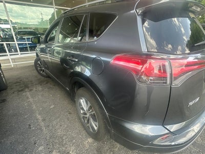 2017 Toyota RAV4 Hybrid XLE