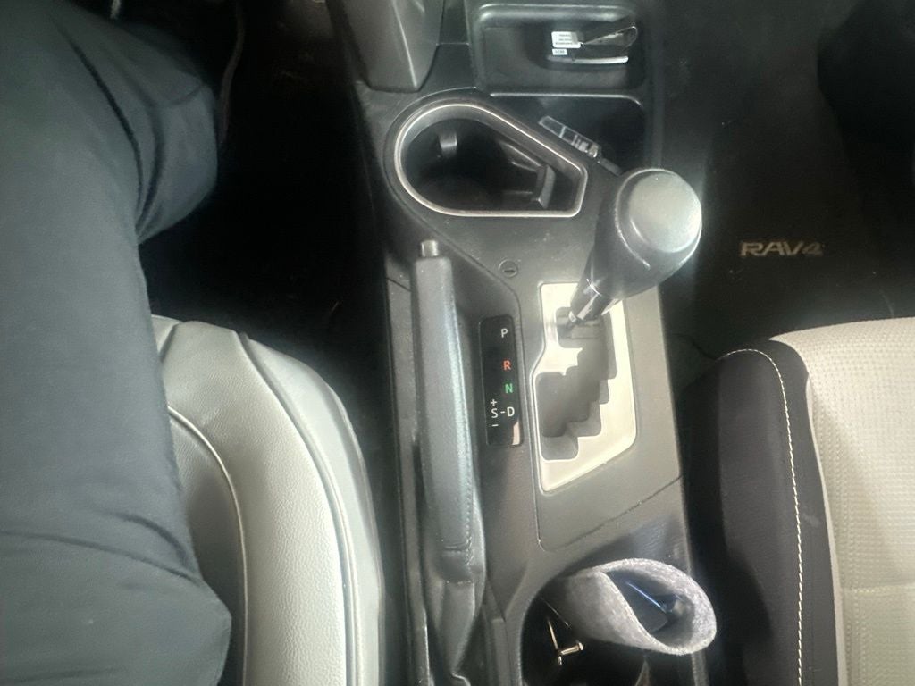 2017 Toyota RAV4 Hybrid XLE