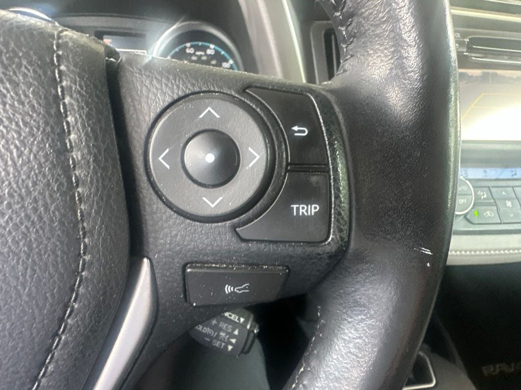 2017 Toyota RAV4 Hybrid XLE