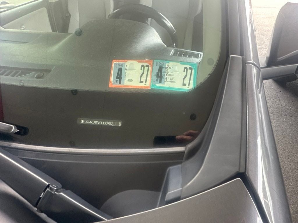 2017 Toyota RAV4 Hybrid XLE