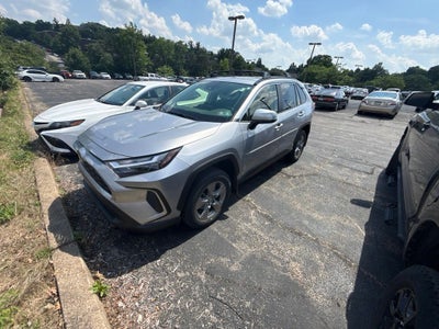 2025 Toyota RAV4 Hybrid XLE