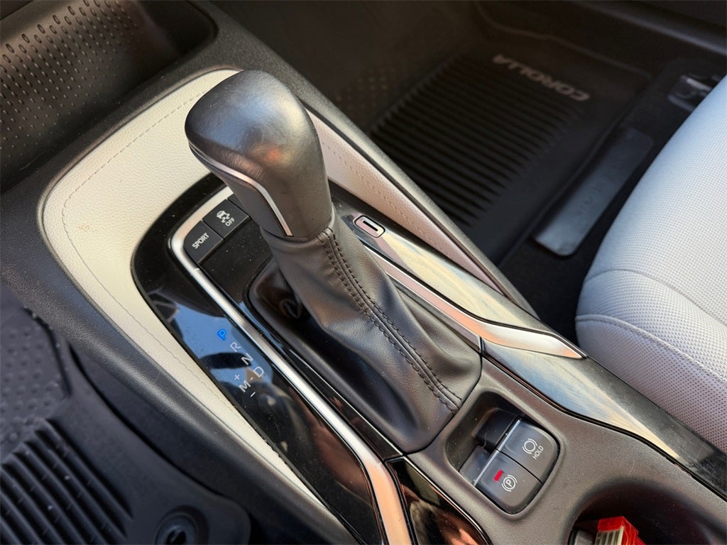 2022 Toyota COROLLA HATCHBACK SE