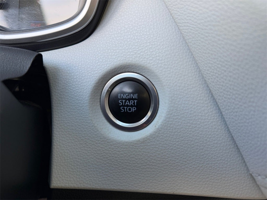 2022 Toyota COROLLA HATCHBACK SE