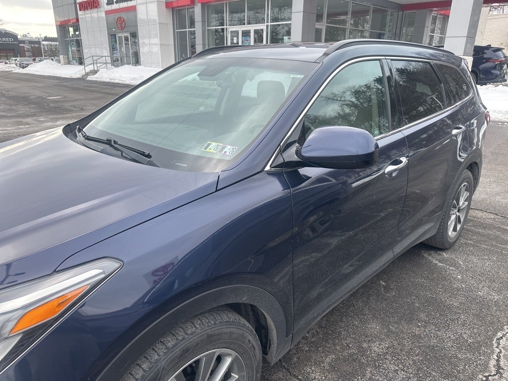 2018 Hyundai Santa Fe SE