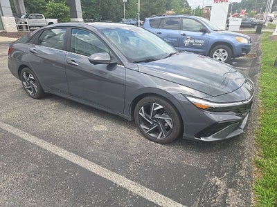 2024 Hyundai Elantra Limited