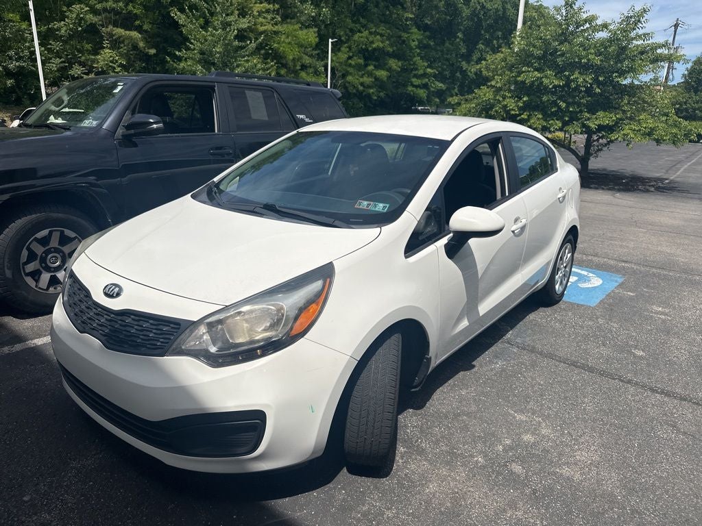 2015 Kia Rio LX AT's photo