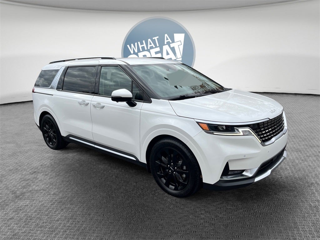 2022 Kia Carnival SX