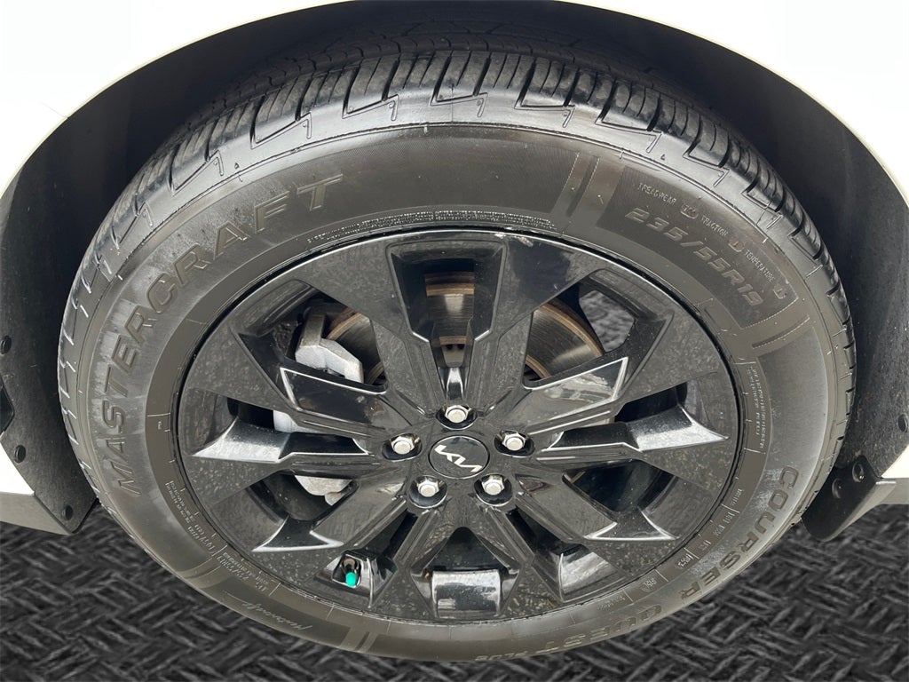 2022 Kia Carnival SX