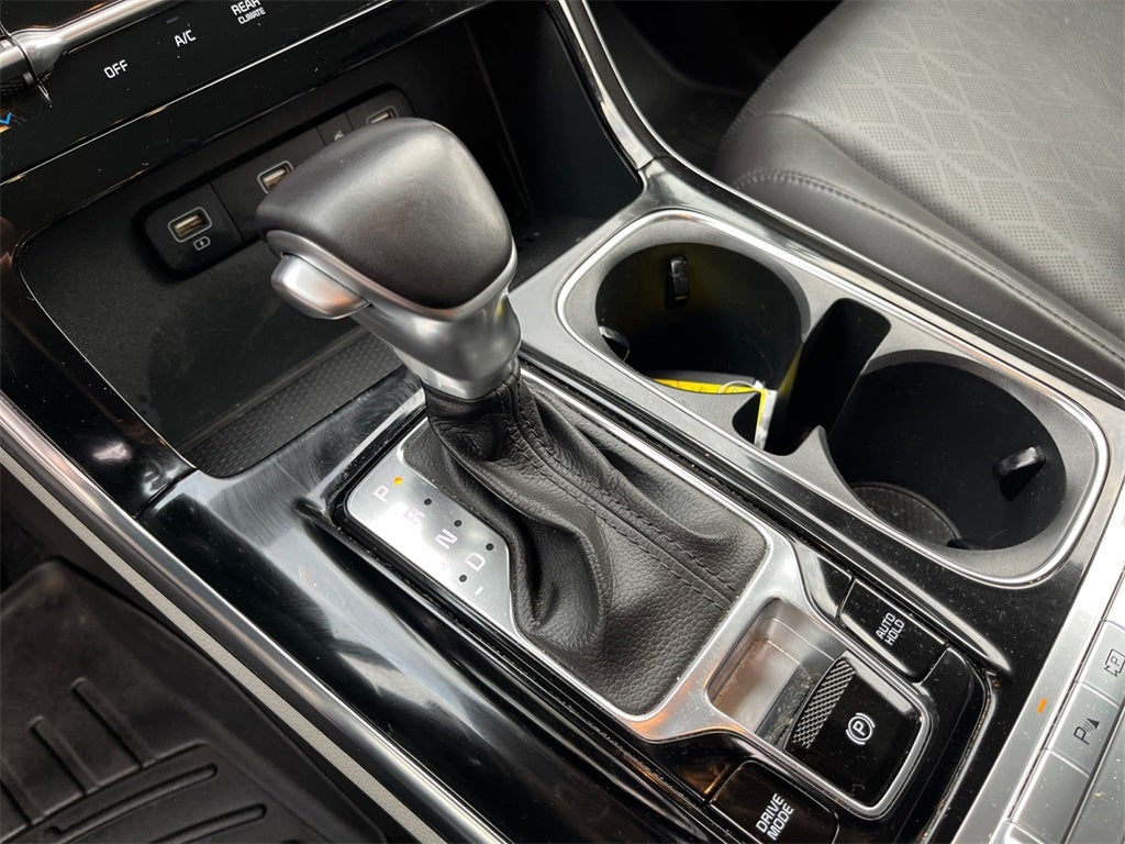 2022 Kia Carnival SX