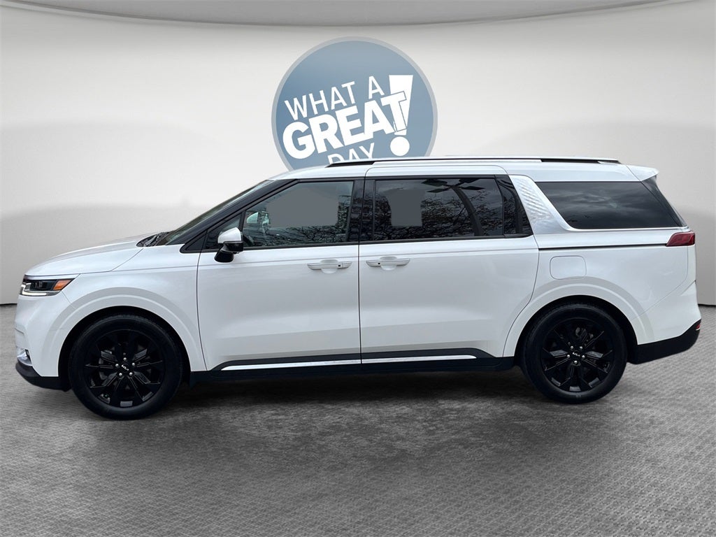 2022 Kia Carnival SX