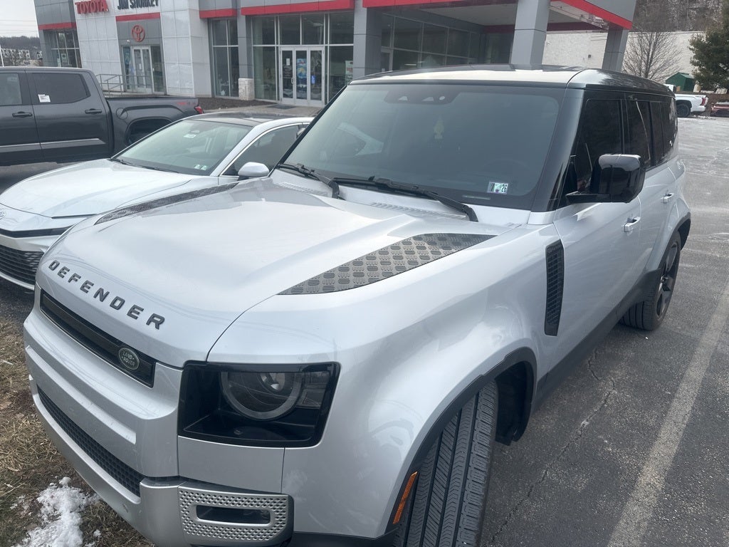 2024 Land Rover Defender SE V8 P500