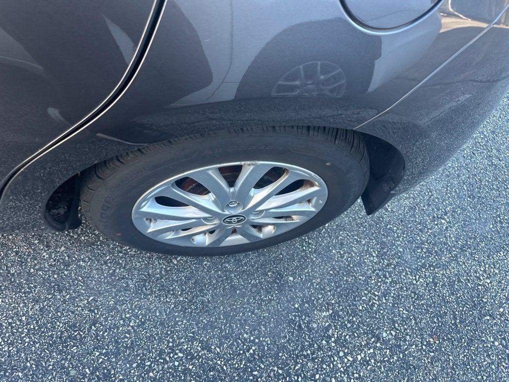 2018 Toyota Yaris LE