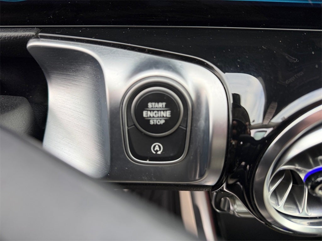 2023 Mercedes-Benz GLB-Class GLB 250 4MATIC®