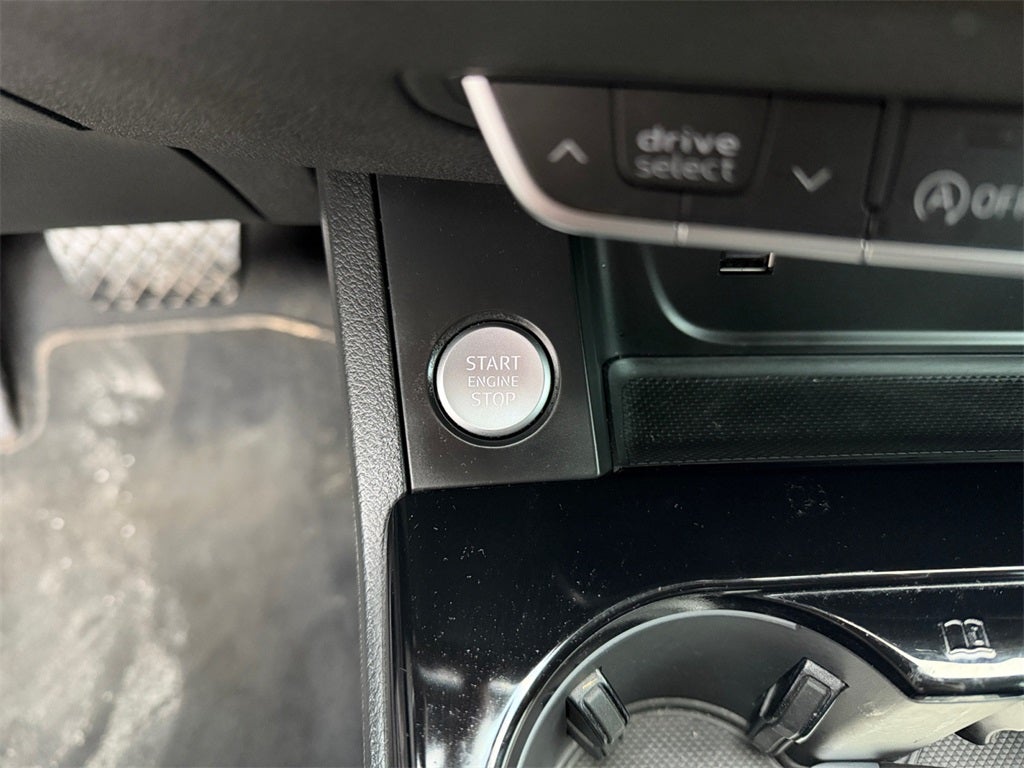 2021 Audi A4 40 Premium quattro