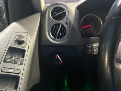 2018 Volkswagen Tiguan Limited 2.0T 4Motion