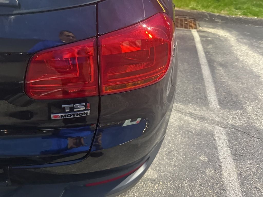 2018 Volkswagen Tiguan Limited 2.0T 4Motion