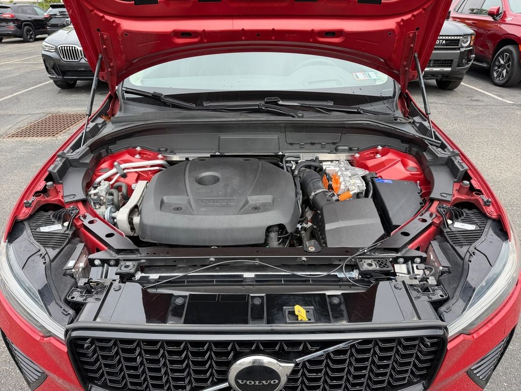 2023 Volvo XC60 Ultimate DARK THEME