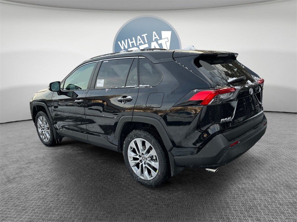 2025 Toyota RAV4 XLE Premium