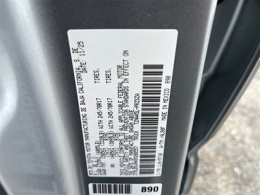 2025 Toyota Tacoma SR5