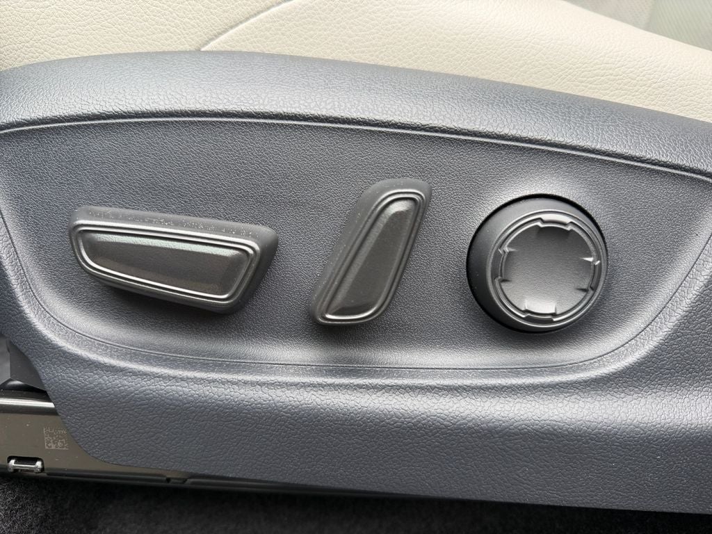 2026 Toyota Tacoma i-FORCE MAX Tacoma Limited