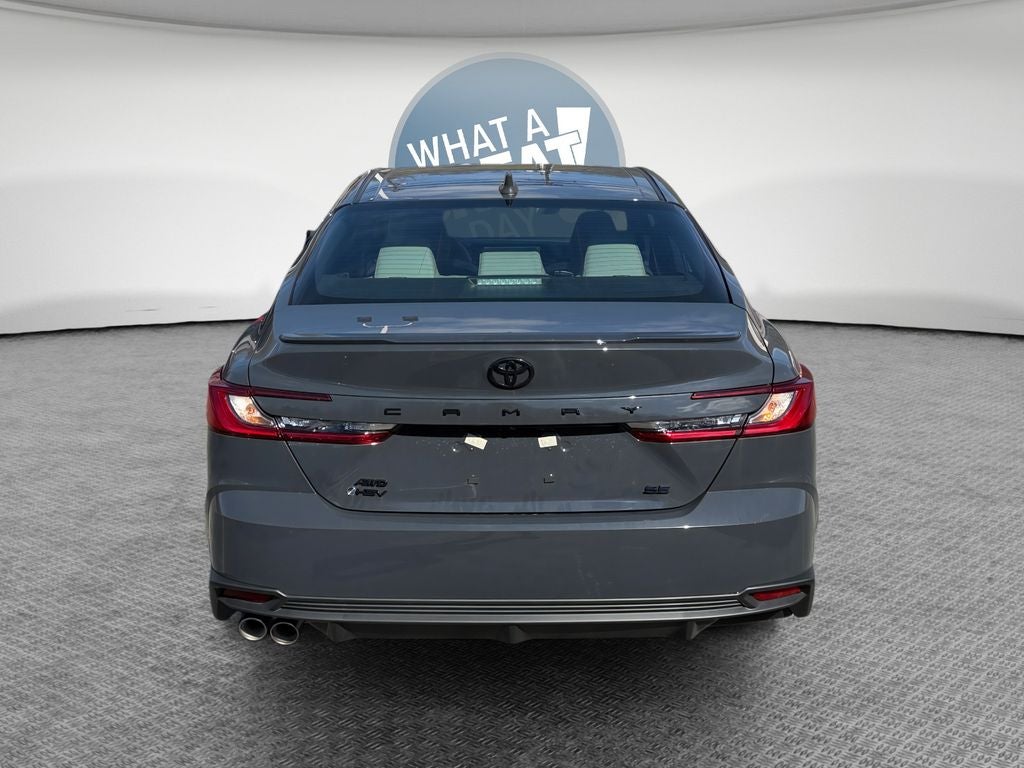 2026 Toyota Camry SE AWD