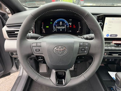 2026 Toyota Camry SE AWD