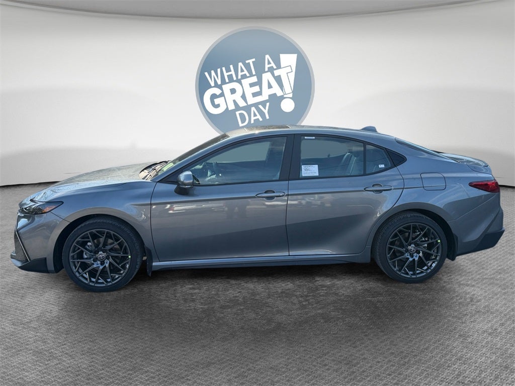 2026 Toyota Camry SE AWD