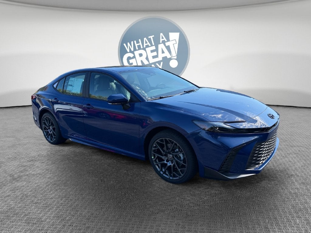 2026 Toyota Camry SE AWD