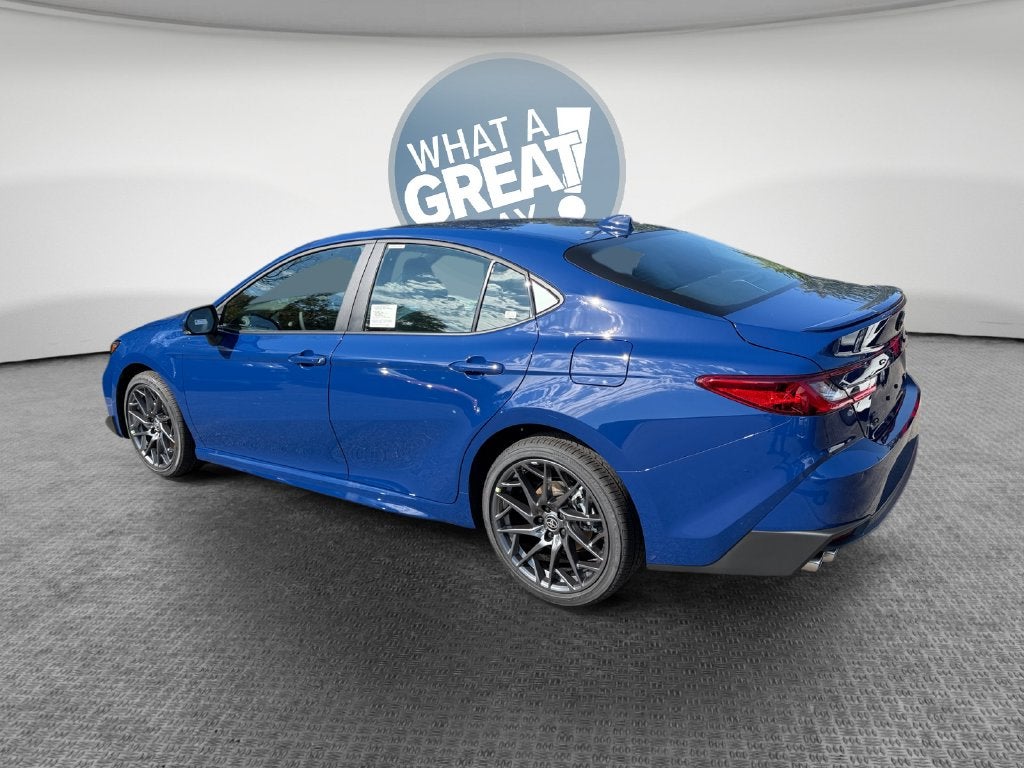 2026 Toyota Camry SE AWD