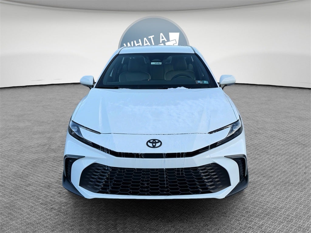 2026 Toyota Camry SE AWD