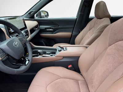 2026 Toyota Grand Highlander Hybrid MAX Platinum