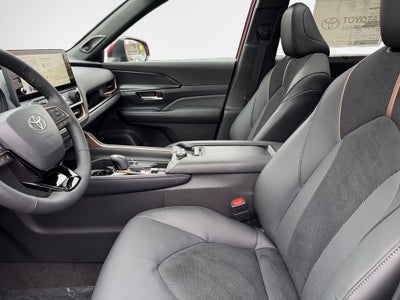 2026 Toyota Grand Highlander Hybrid MAX Platinum