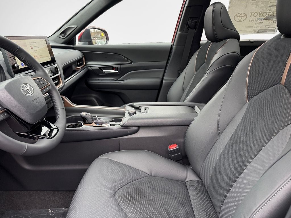 2026 Toyota Grand Highlander Hybrid MAX Platinum