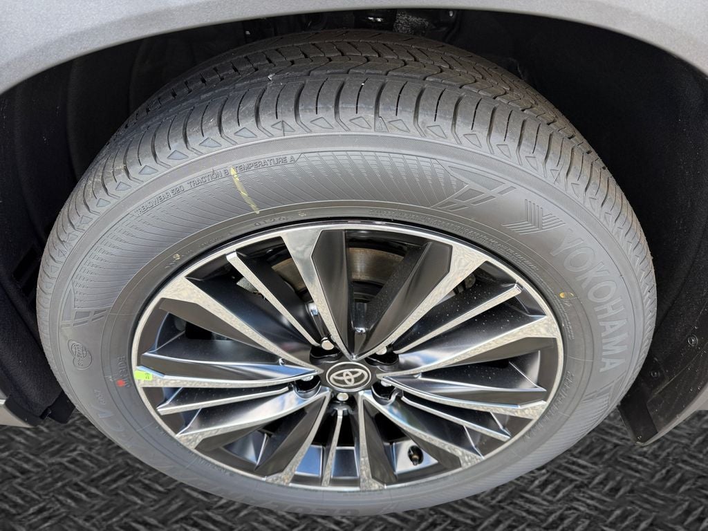 2026 Toyota Grand Highlander Hybrid MAX Platinum