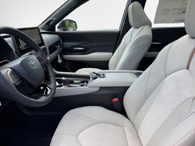 2026 Toyota Grand Highlander Hybrid MAX Platinum