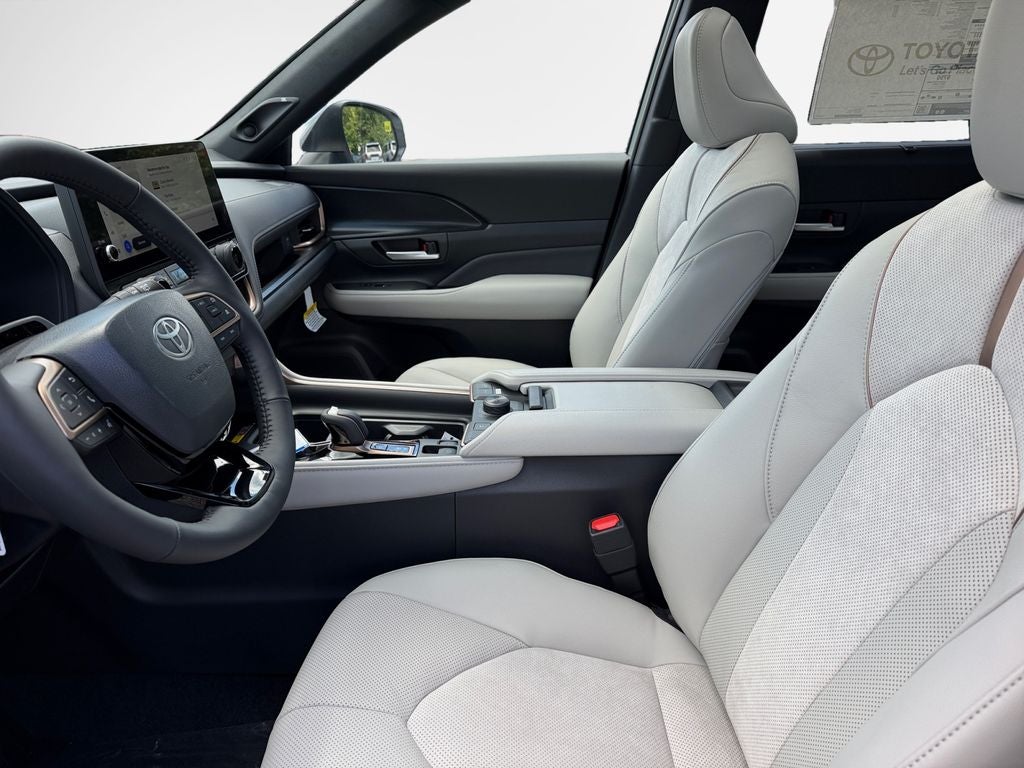 2026 Toyota Grand Highlander Hybrid MAX Platinum