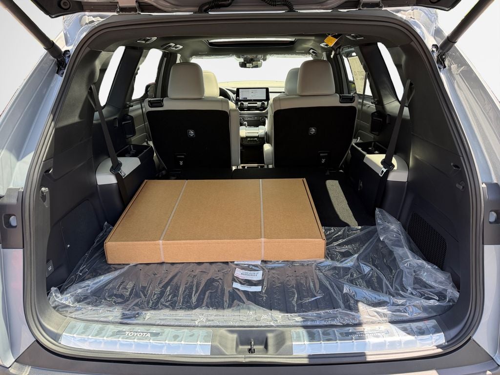 2026 Toyota Grand Highlander Hybrid MAX Platinum