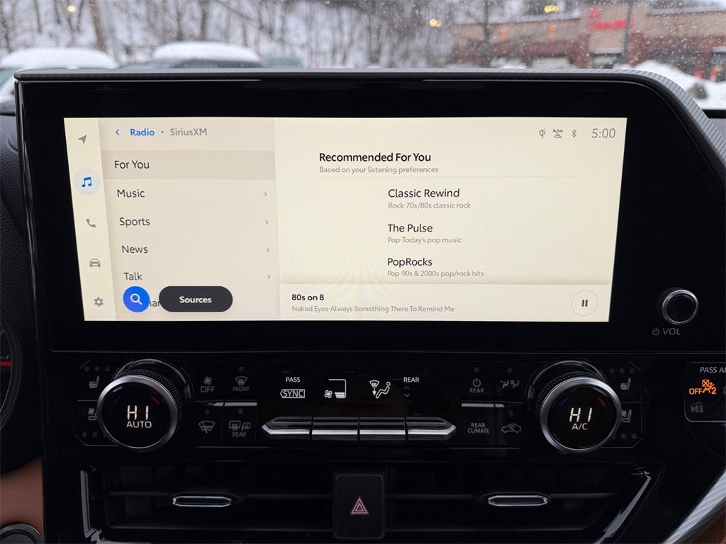 2026 Toyota Highlander Hybrid Platinum