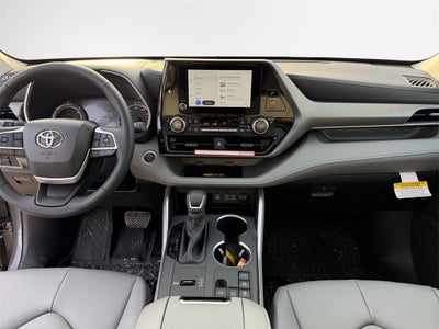 2026 Toyota Highlander Hybrid XLE