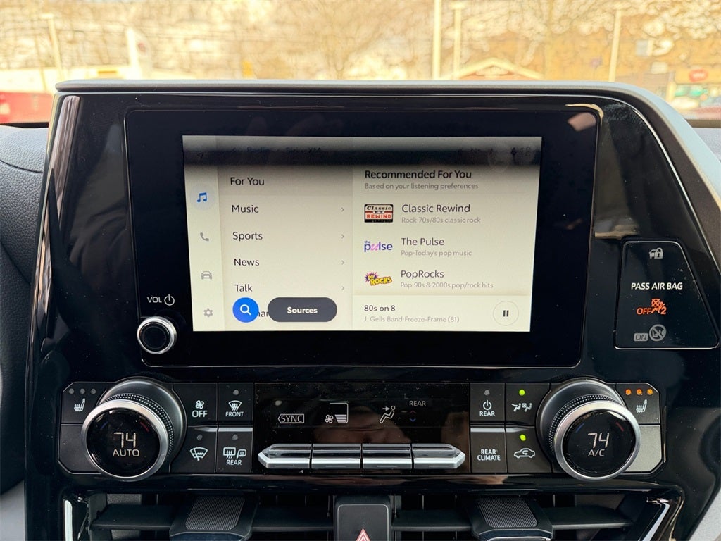 2026 Toyota Highlander Hybrid XLE