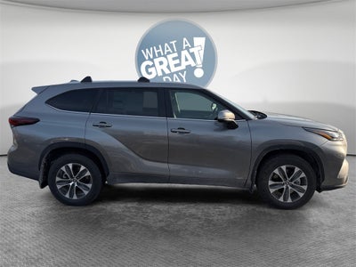 2026 Toyota Highlander Hybrid XLE