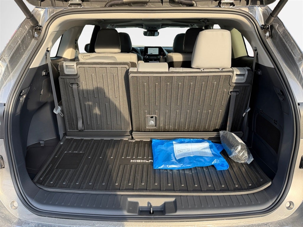 2026 Toyota Highlander Hybrid XLE