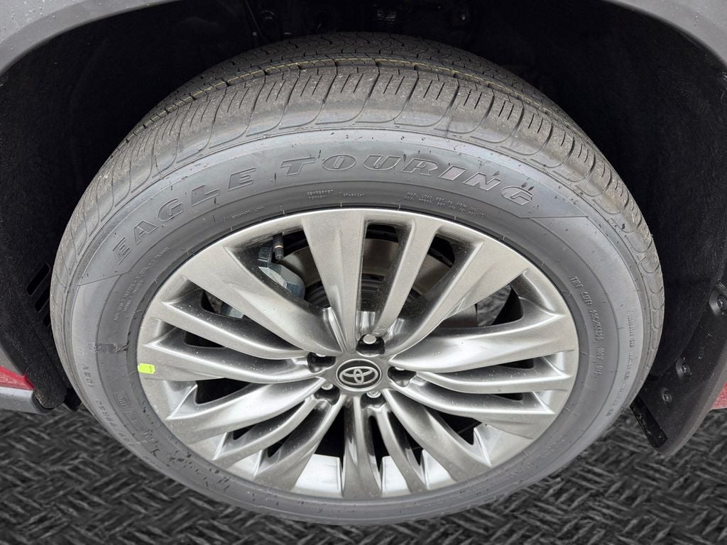 2026 Toyota Highlander Platinum