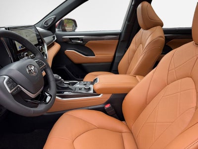 2026 Toyota Highlander Platinum