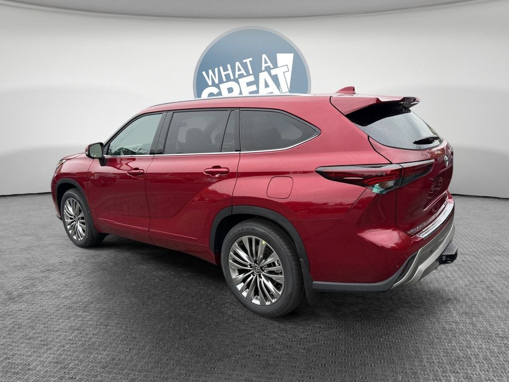 2026 Toyota Highlander Platinum