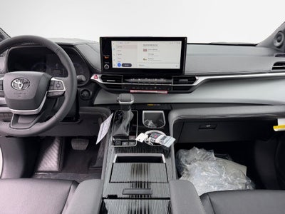 2026 Toyota Sienna XSE