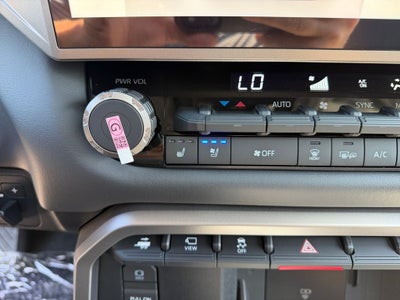 2026 Toyota Tundra i-FORCE MAX Tundra Platinum