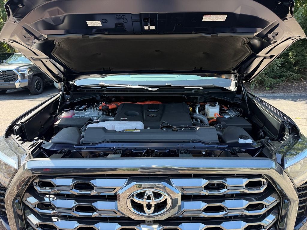 2026 Toyota Tundra i-FORCE MAX Tundra Platinum