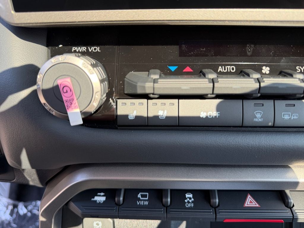 2026 Toyota Tundra i-FORCE MAX Tundra Platinum