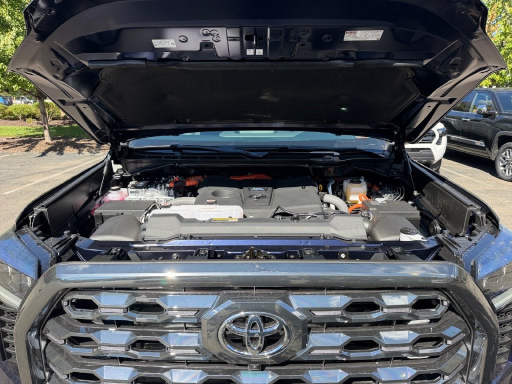 2026 Toyota Tundra i-FORCE MAX Tundra Platinum